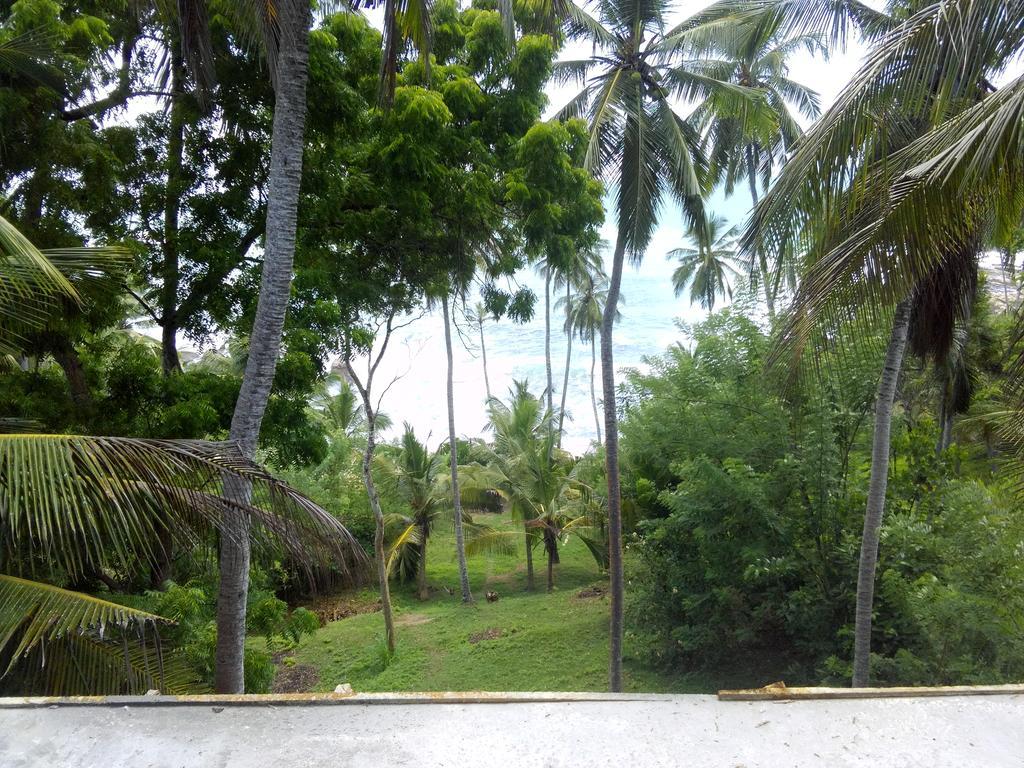 Star Beach Hotel Tangalle Buitenkant foto