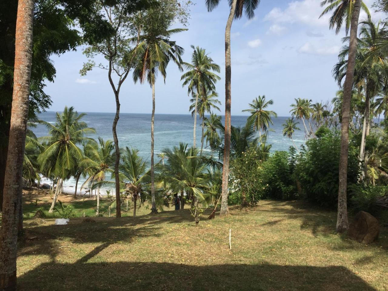 Star Beach Hotel Tangalle Buitenkant foto