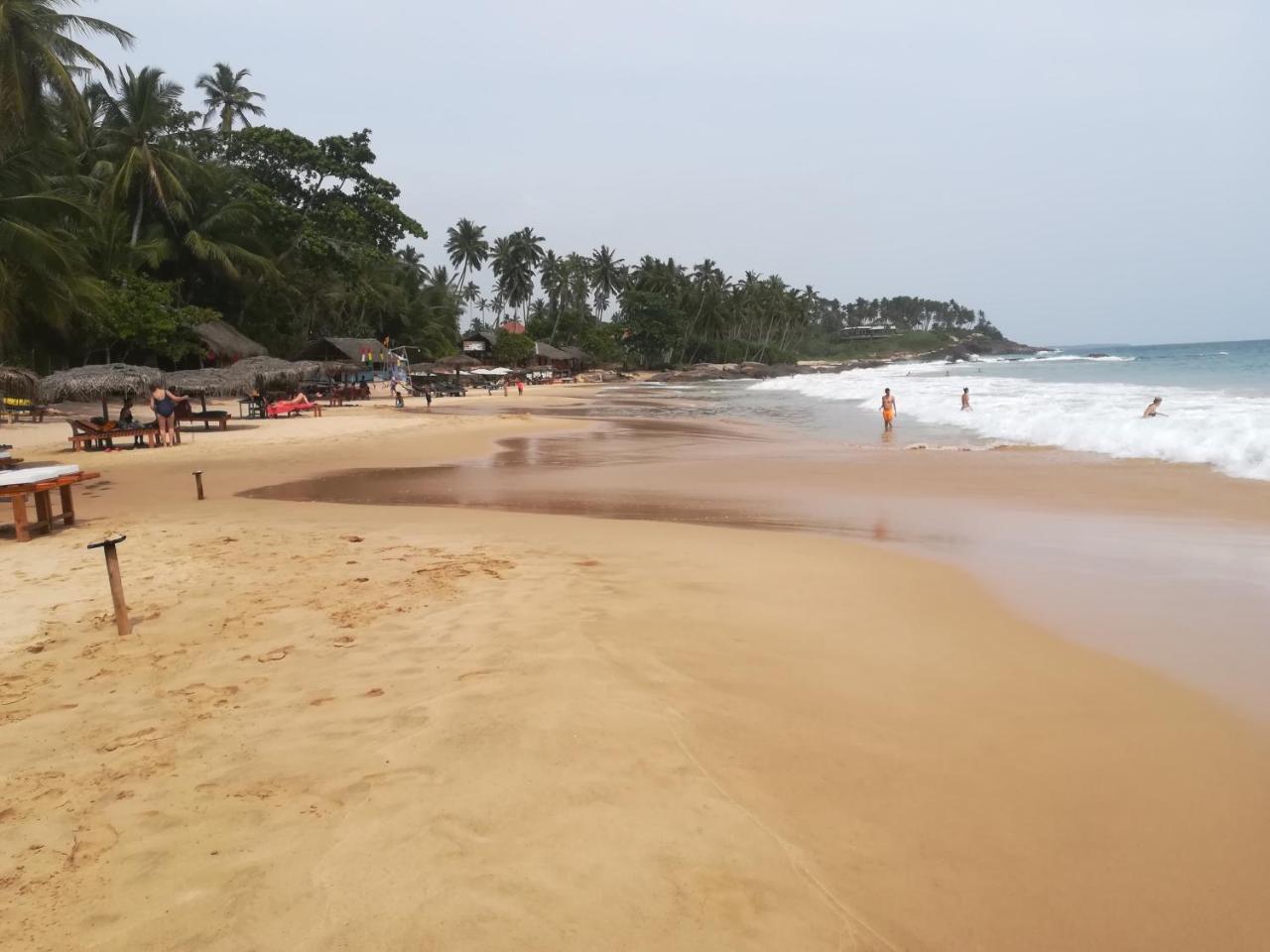 Star Beach Hotel Tangalle Buitenkant foto