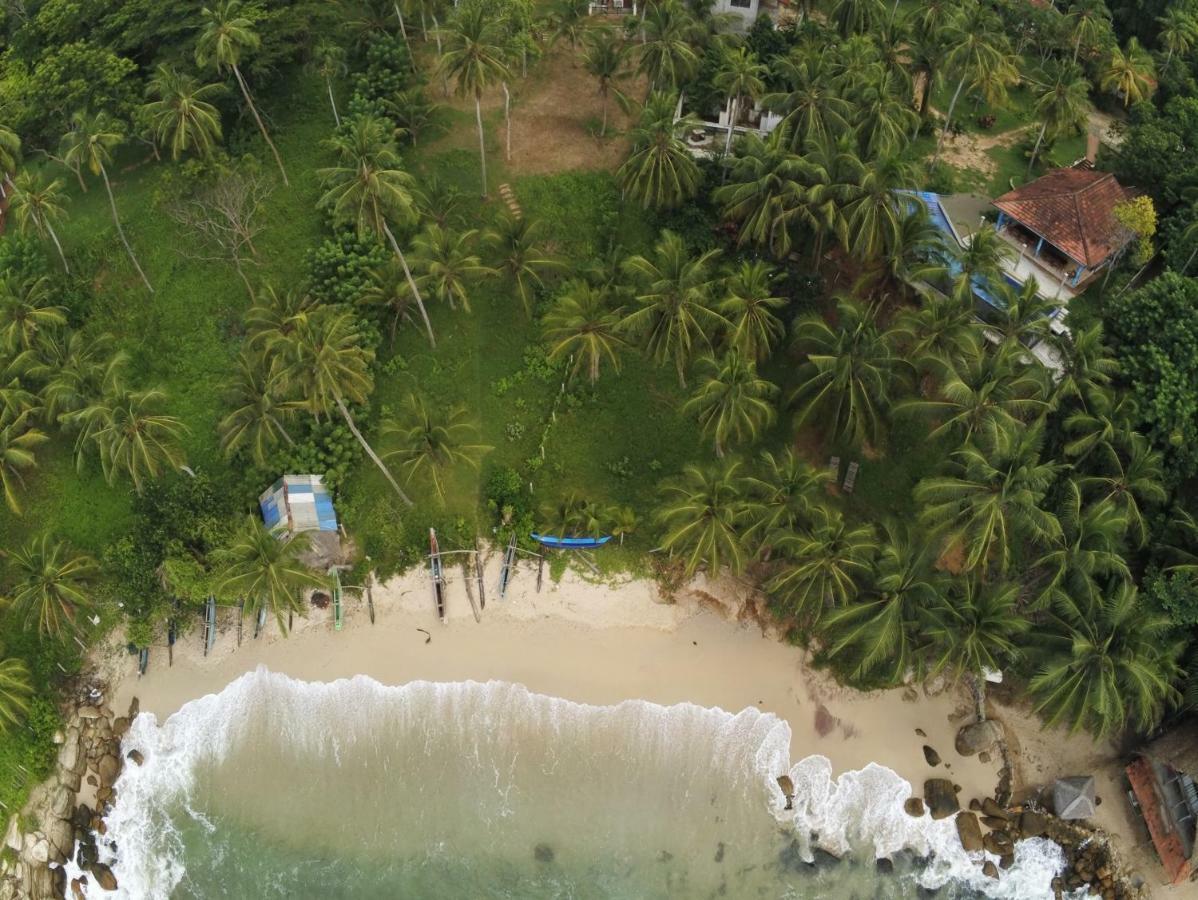 Star Beach Hotel Tangalle Buitenkant foto