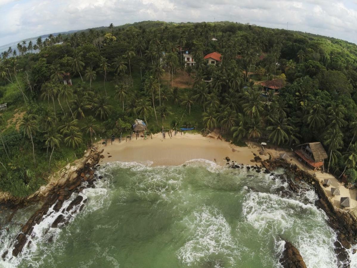 Star Beach Hotel Tangalle Buitenkant foto